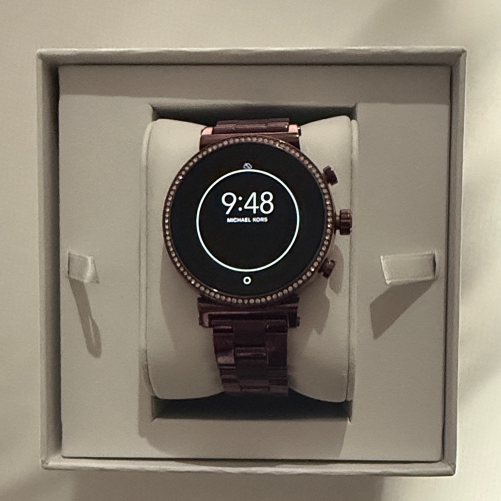 Michael Kors Access Sofie Gen 4 Smartwatch DW7M2 Purple Lavender Wear OS